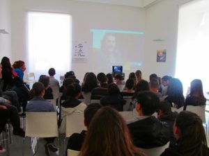 Tedeschi incontra studenti di Teramo in teleconferenza